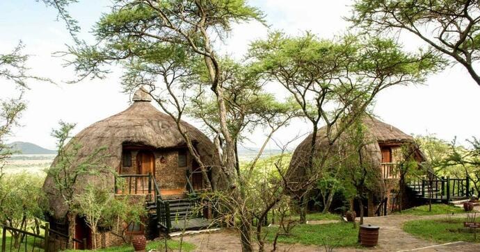  Serengeti Serena Safari Lodge